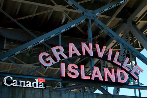 ¿ Qué ver en Vancouver ? Isla Granville, es un lugar ideal para comer, comprar regalos e ir a pasar el día. ¿ Qué ver en Vancouver ? Isla Granville, es un lugar ideal para comer, comprar regalos e ir a pasar el día.