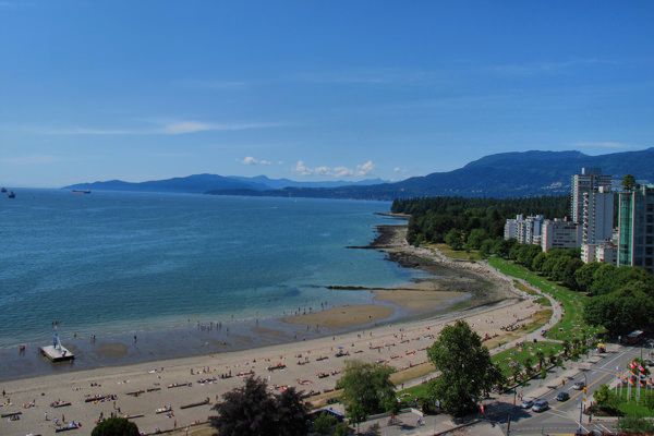Best things to do in Vancouver. English Bay Beach. Un lugar imprescindible para ver en Vancouver Best things to do in Vancouver. English Bay Beach. Un lugar imprescindible para ver en Vancouver