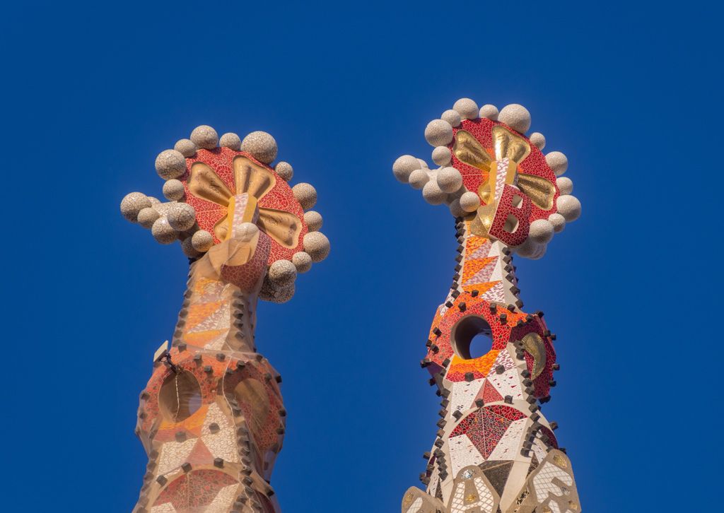Pináculos torres fachada de la Pasión Pináculos torres fachada de la Pasión